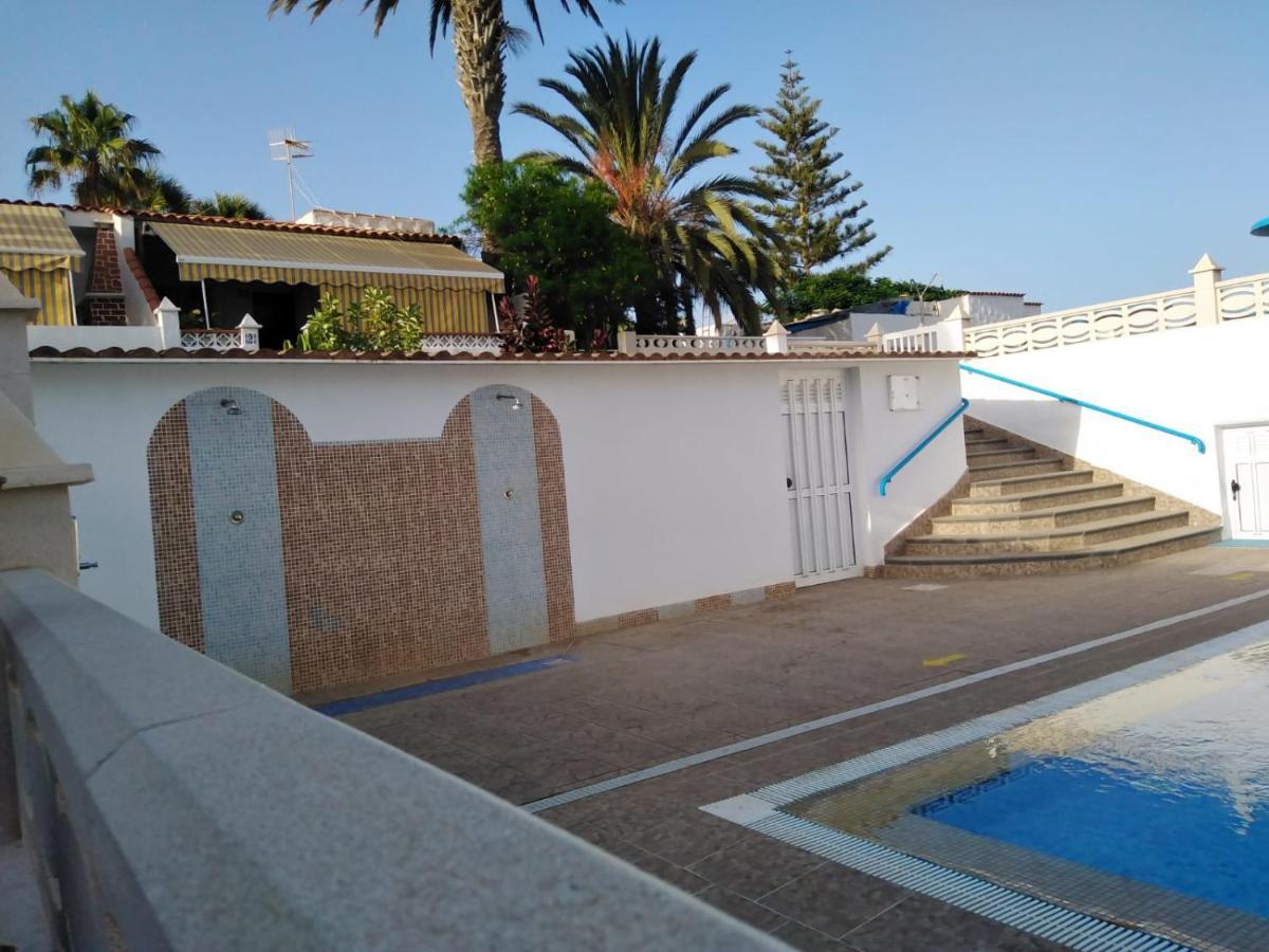 House Lilu - Luminoso Monolocale Apartment Arona  Exterior photo